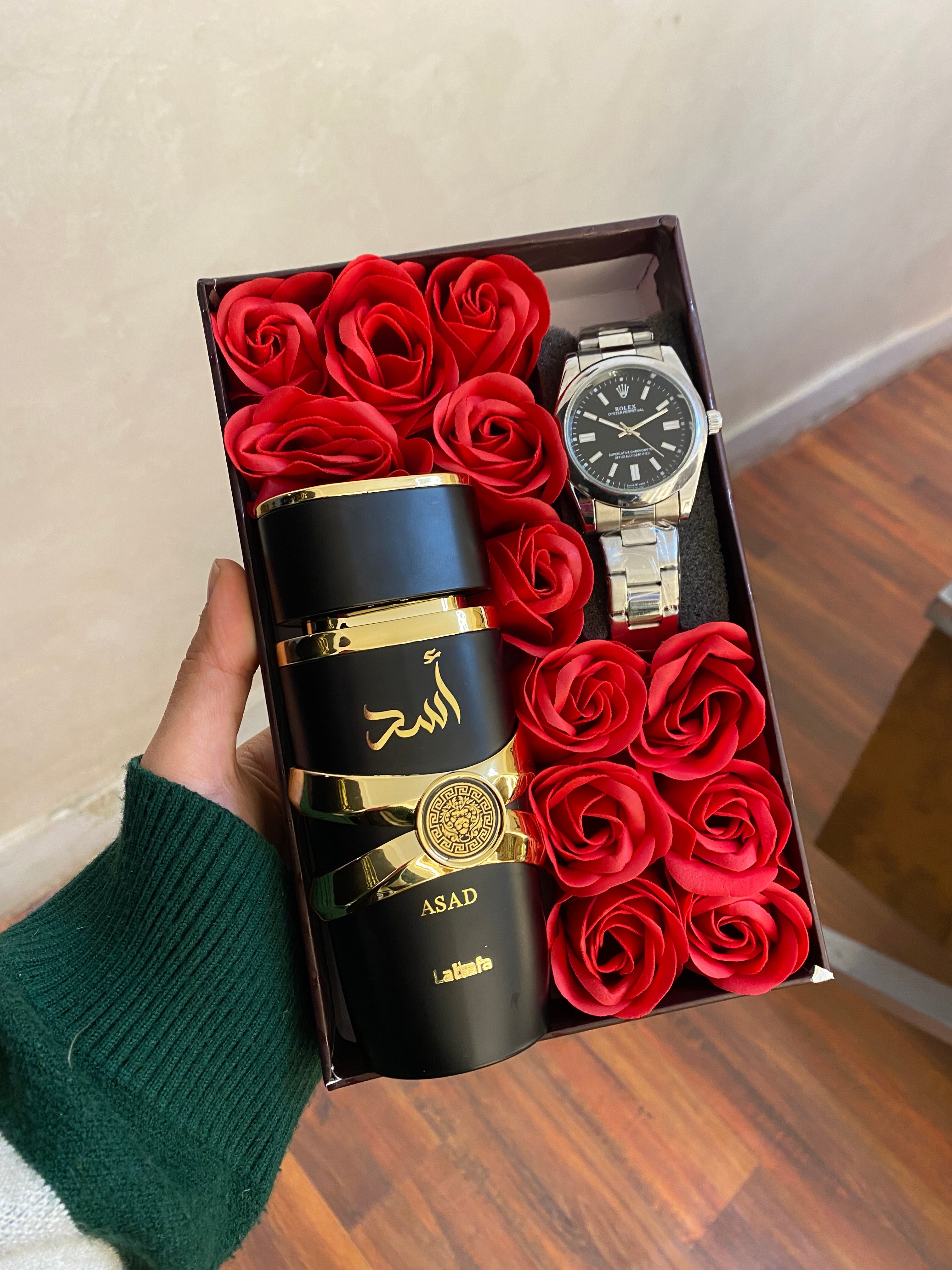 Lion and Rolex😍