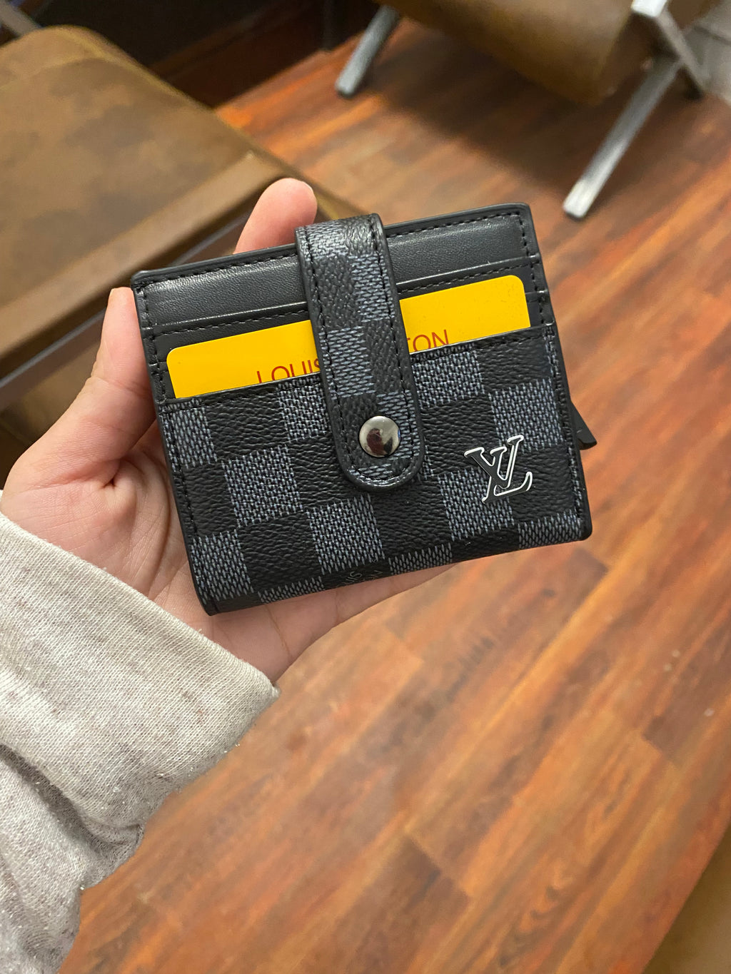 Smart wallet